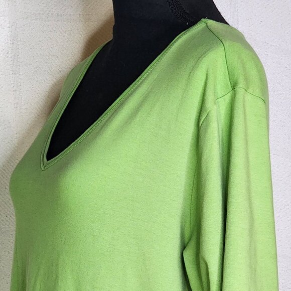 Chico's Green Celery SS Cotton Span V-Neck Super Soft Top Chico Size 3 US XL 16 - Picture 9 of 16